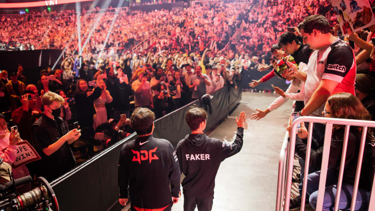 T1 Defeats JD Gaming to Advance to Worlds 2022 Finals